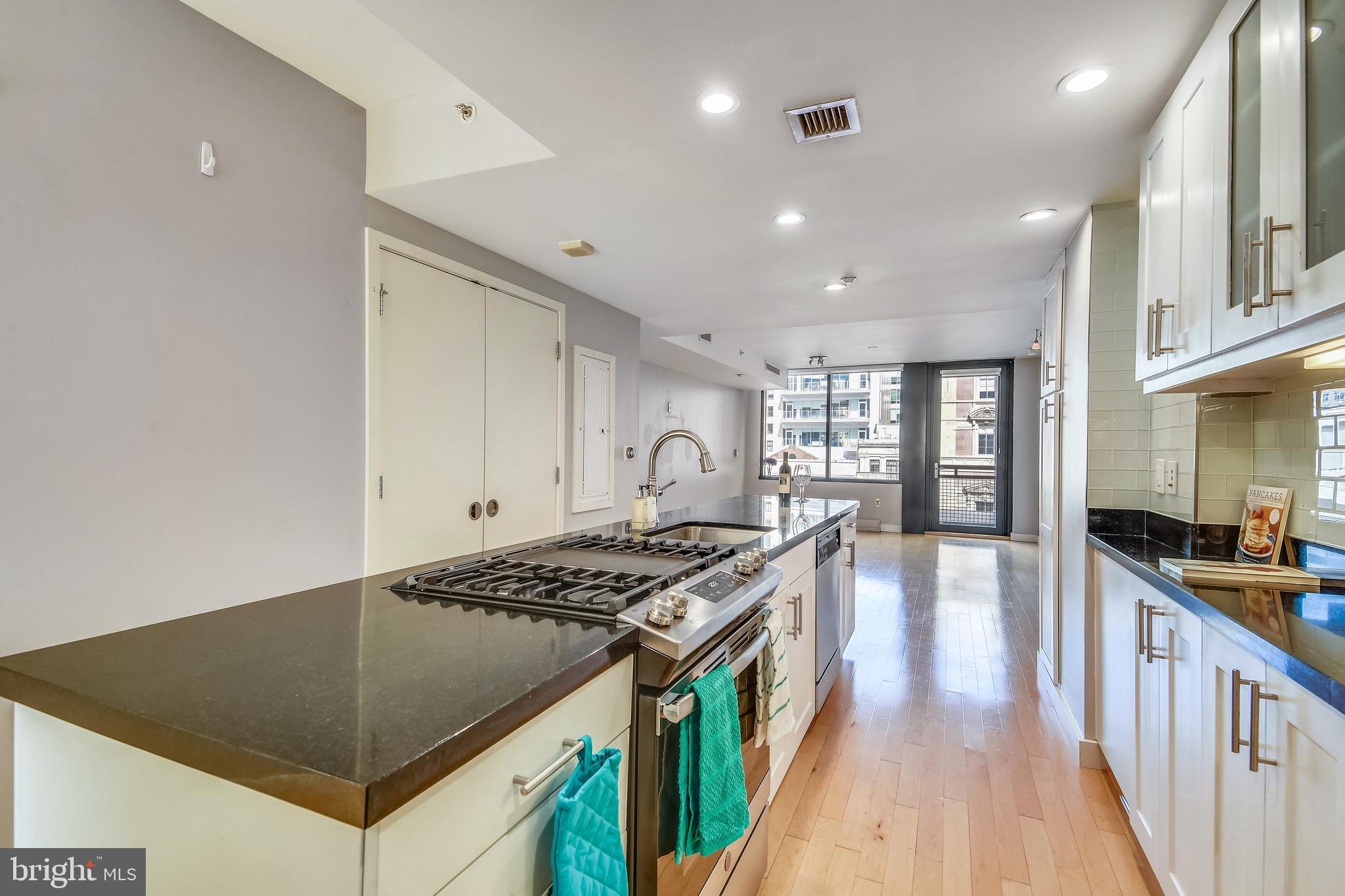 912 F Street Northwest, Unit 509 Washington, DC 20004 - Photo 12 of 54