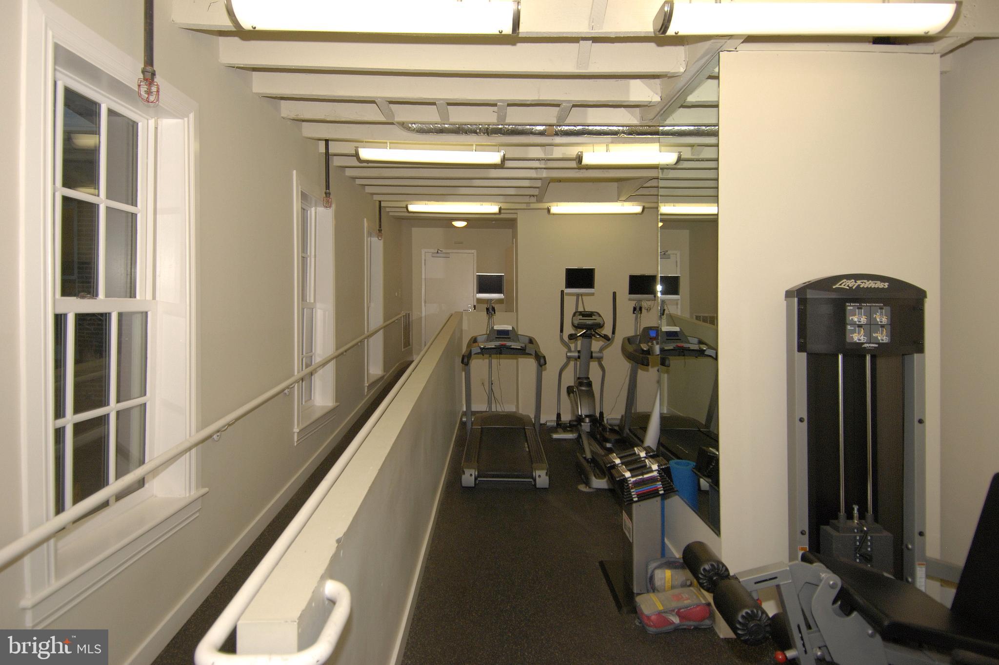 912 F Street Northwest, Unit 509 Washington, DC 20004 - Photo 44 of 54