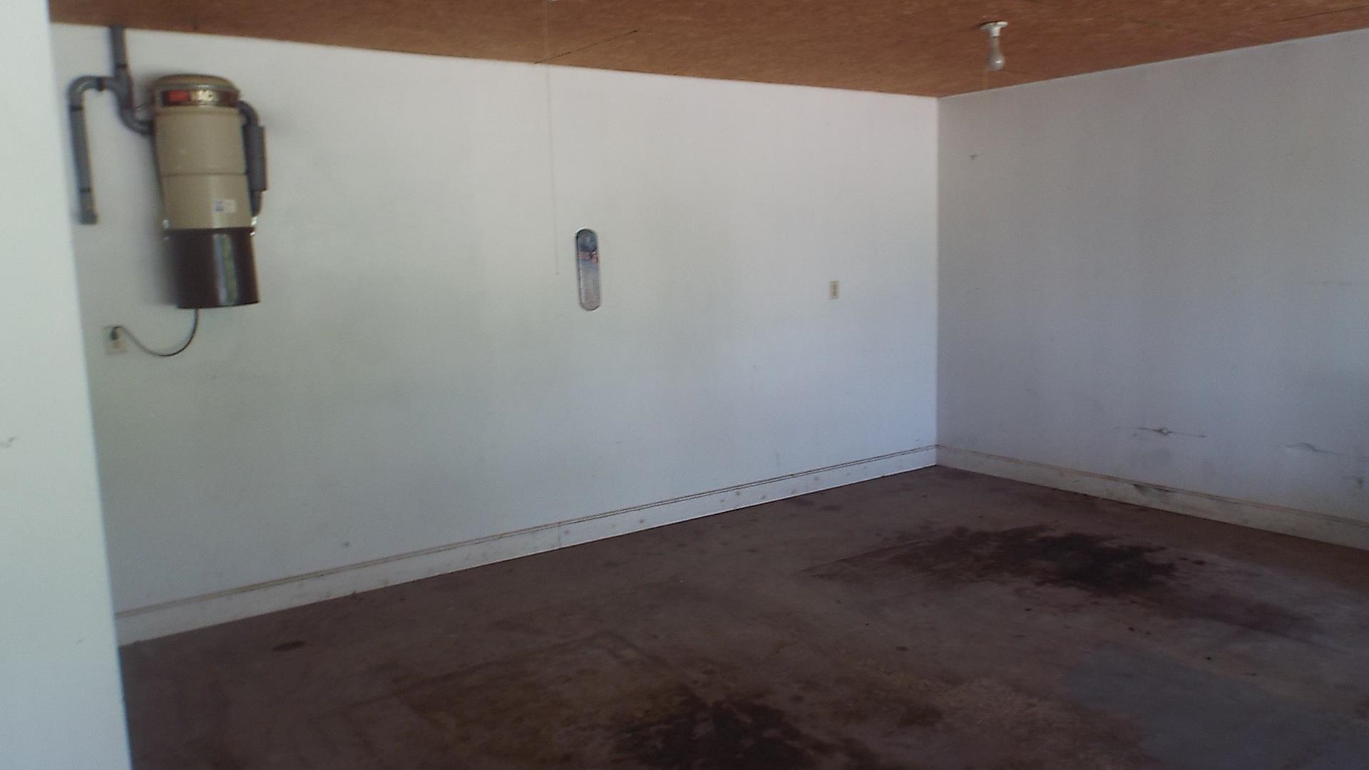7540 Badger Road East Dubuque, IL 61025 - Photo 18 of 32 Gallery Image 18