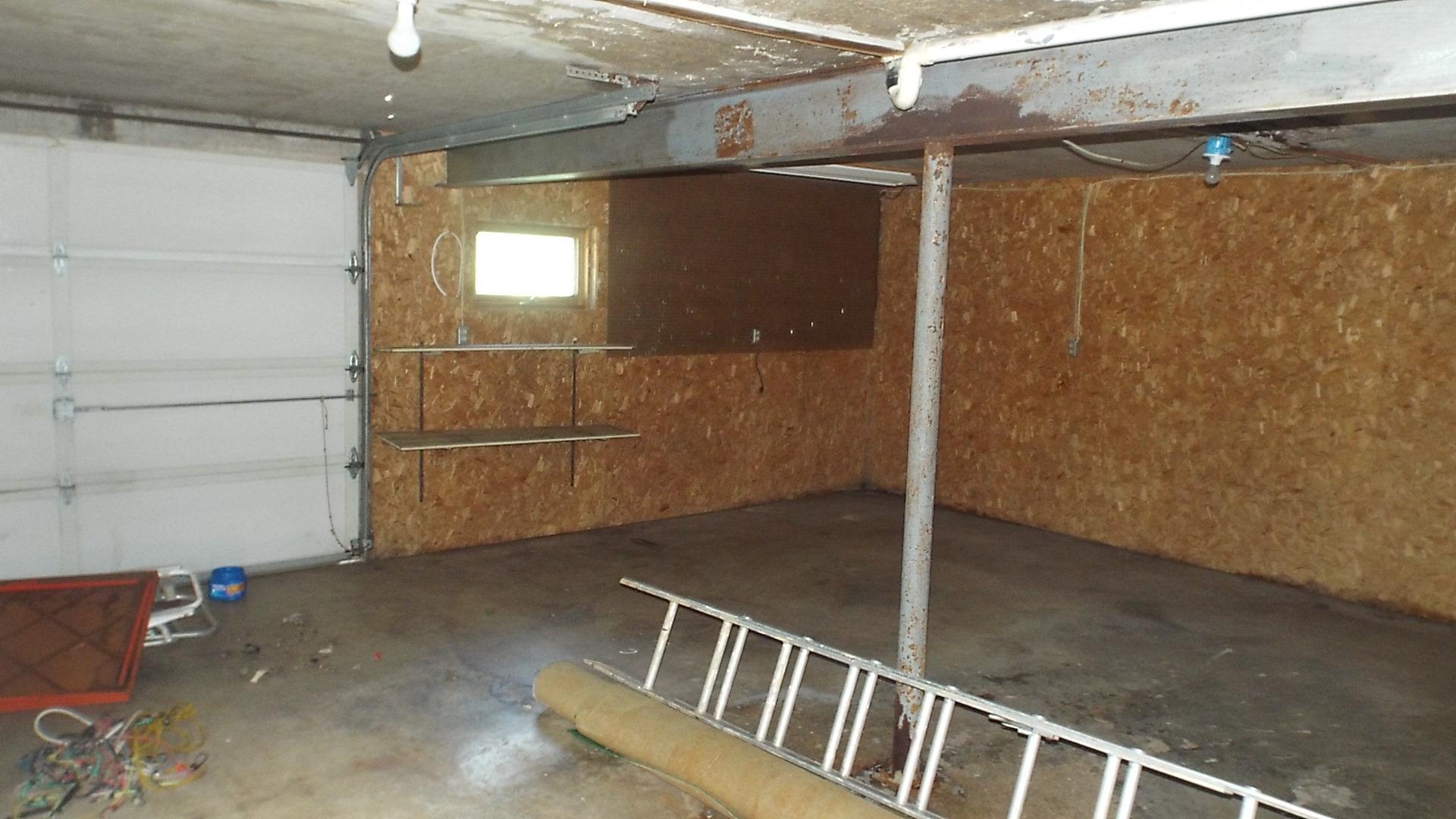 7540 Badger Road East Dubuque, IL 61025 - Photo 19 of 32 Gallery Image 19