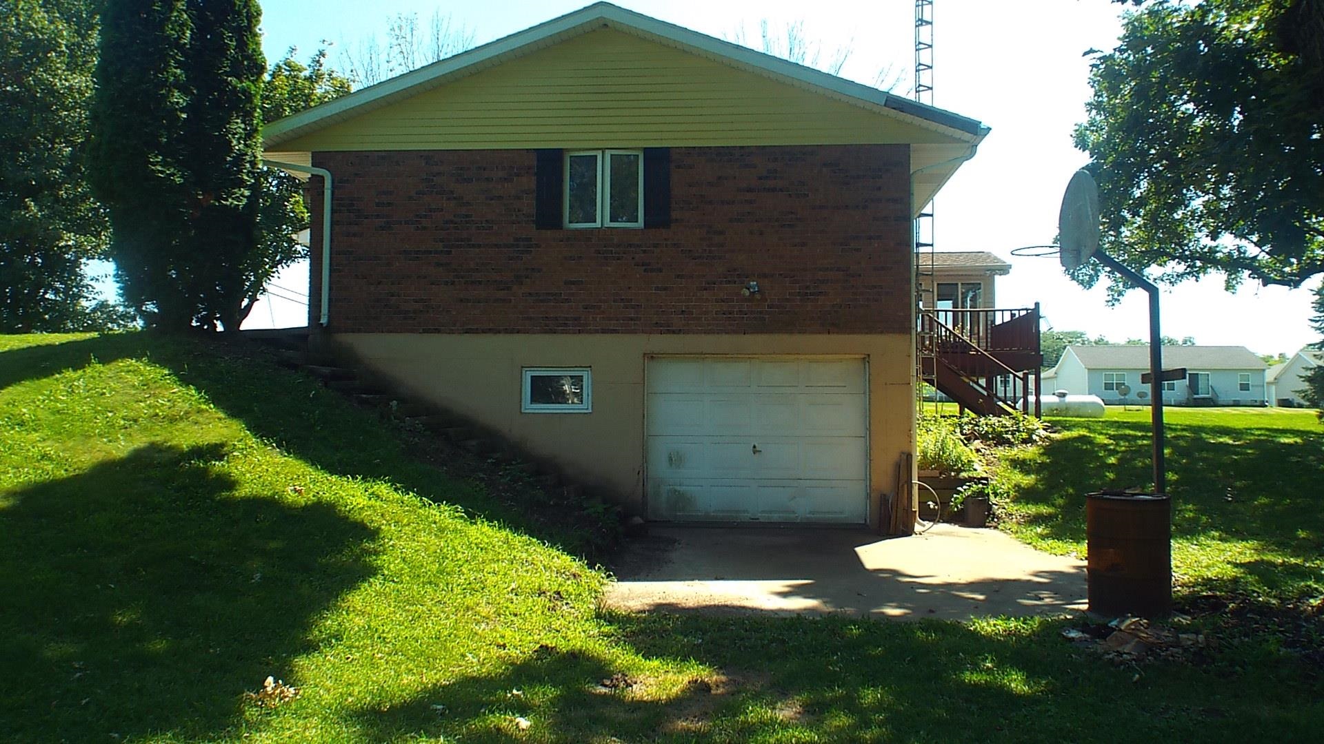 7540 Badger Road East Dubuque, IL 61025 - Photo 22 of 32 Gallery Image 22
