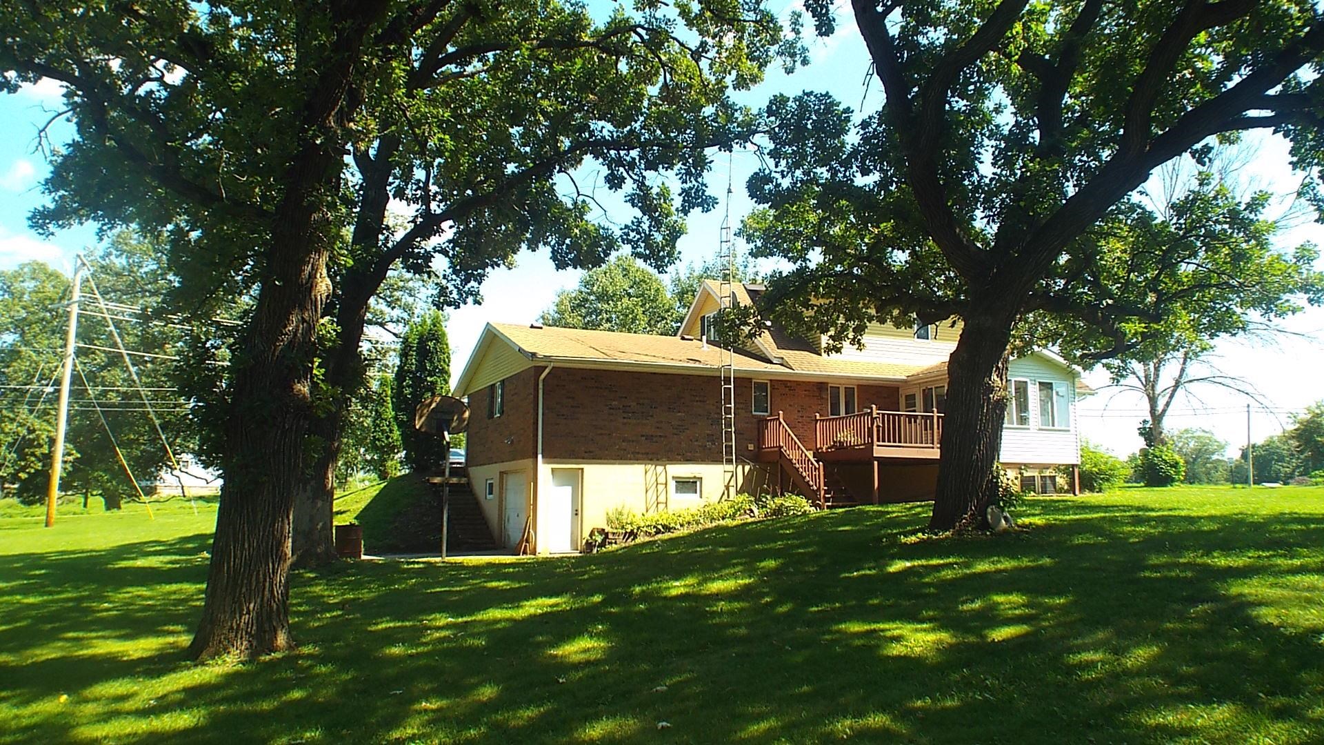 7540 Badger Road East Dubuque, IL 61025 - Photo 32 of 32 Gallery Image 32