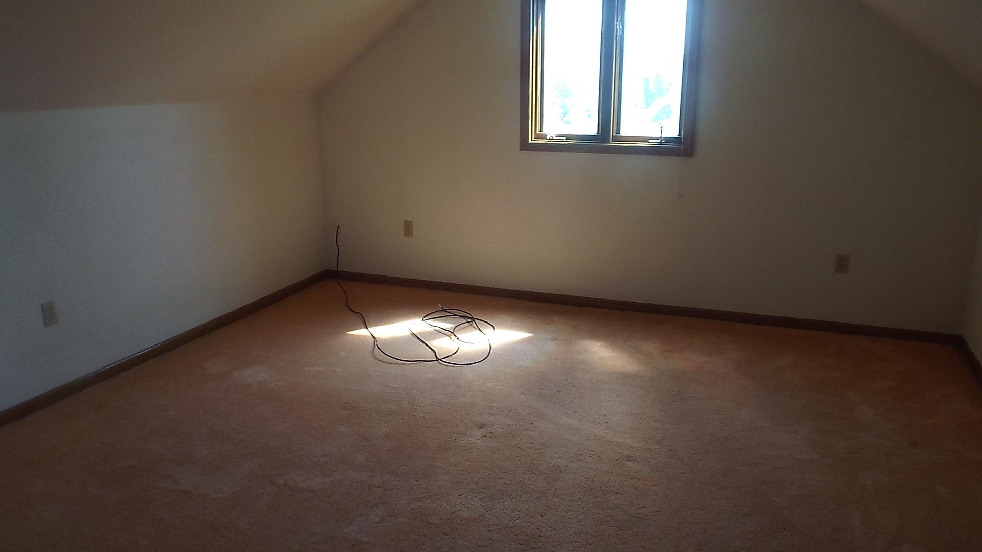 7540 Badger Road East Dubuque, IL 61025 - Photo 4 of 32 Gallery Image 4