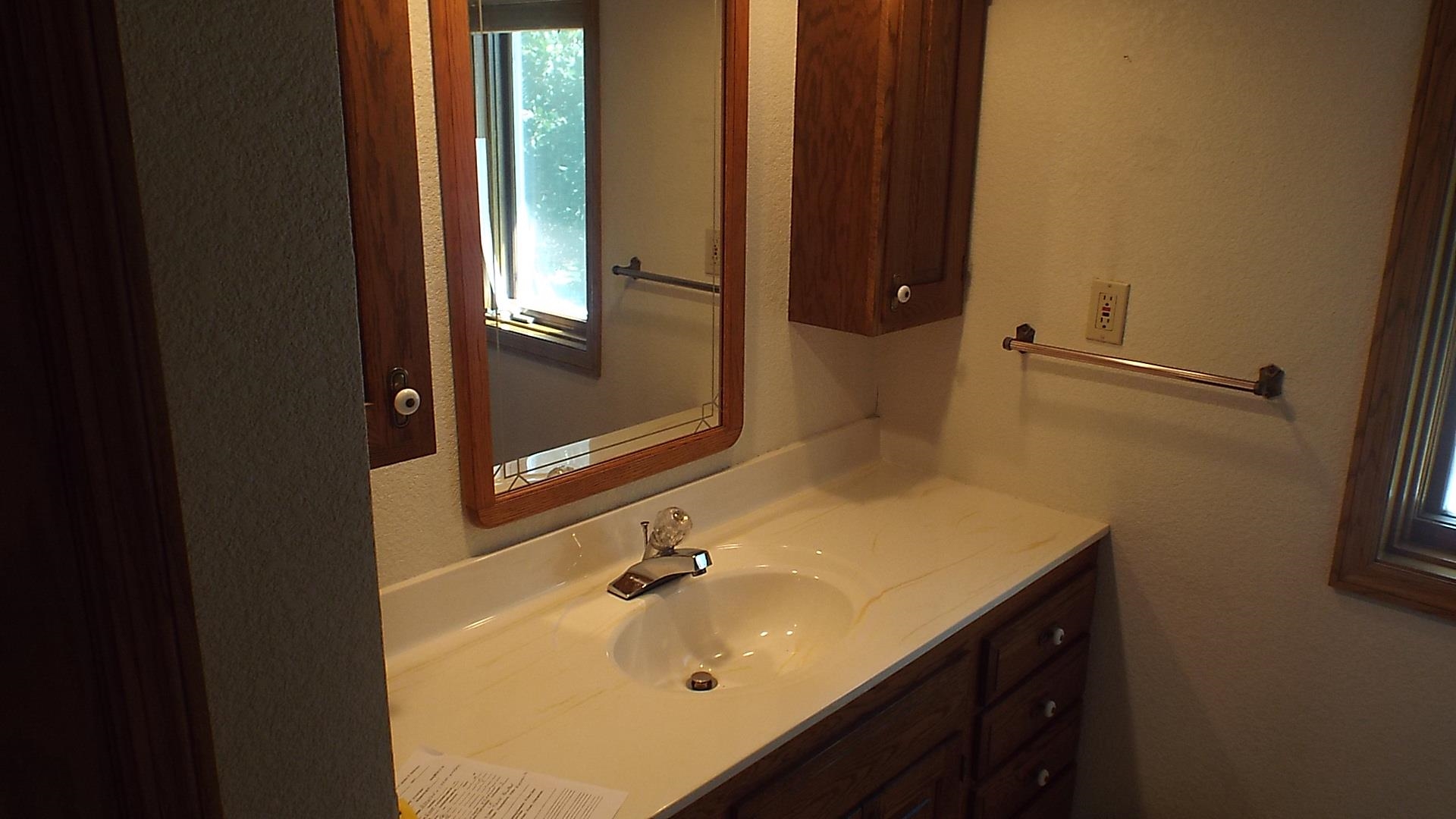 7540 Badger Road East Dubuque, IL 61025 - Photo 8 of 32 Gallery Image 8
