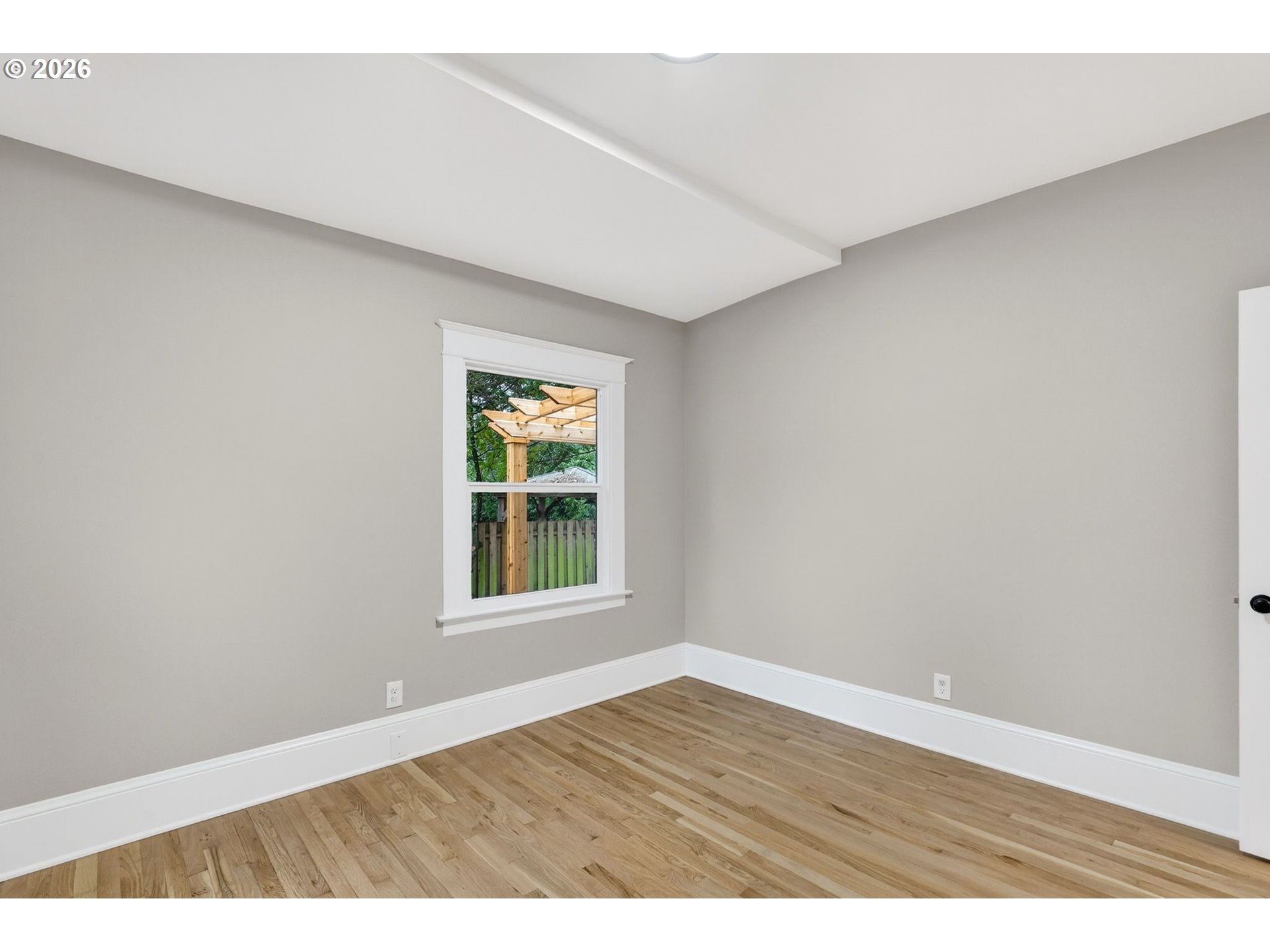 5465 Southwest Scholls Ferry Road Portland, OR 97225 - Photo 21 of 45