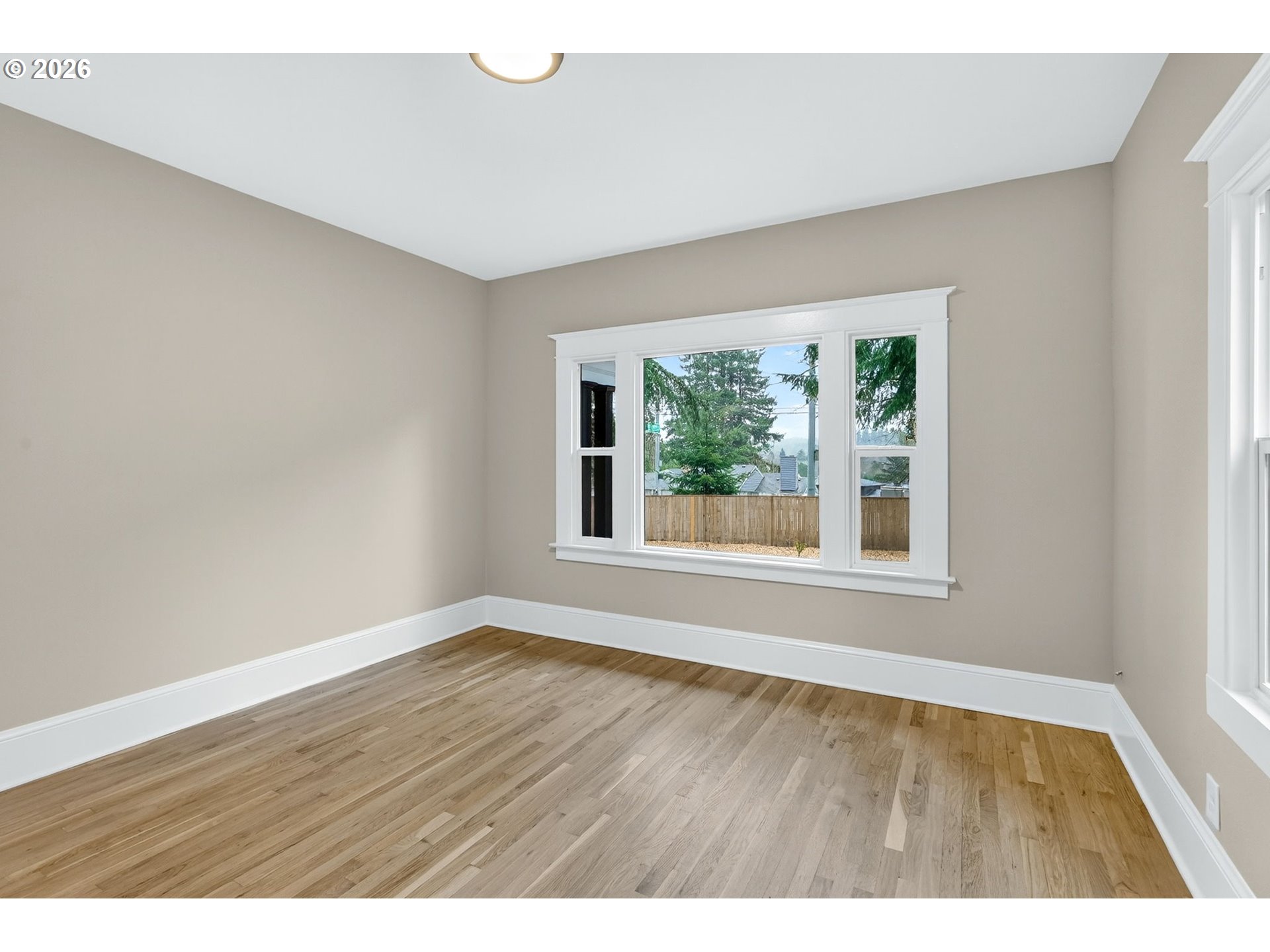 5465 Southwest Scholls Ferry Road Portland, OR 97225 - Photo 26 of 45