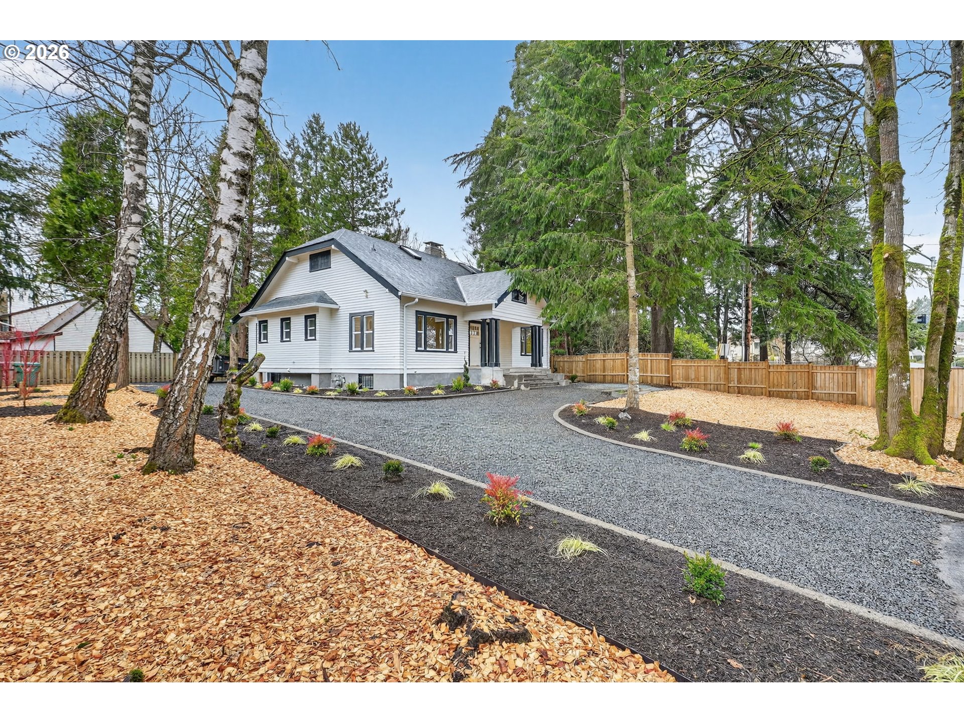 5465 Southwest Scholls Ferry Road Portland, OR 97225 - Photo 3 of 45