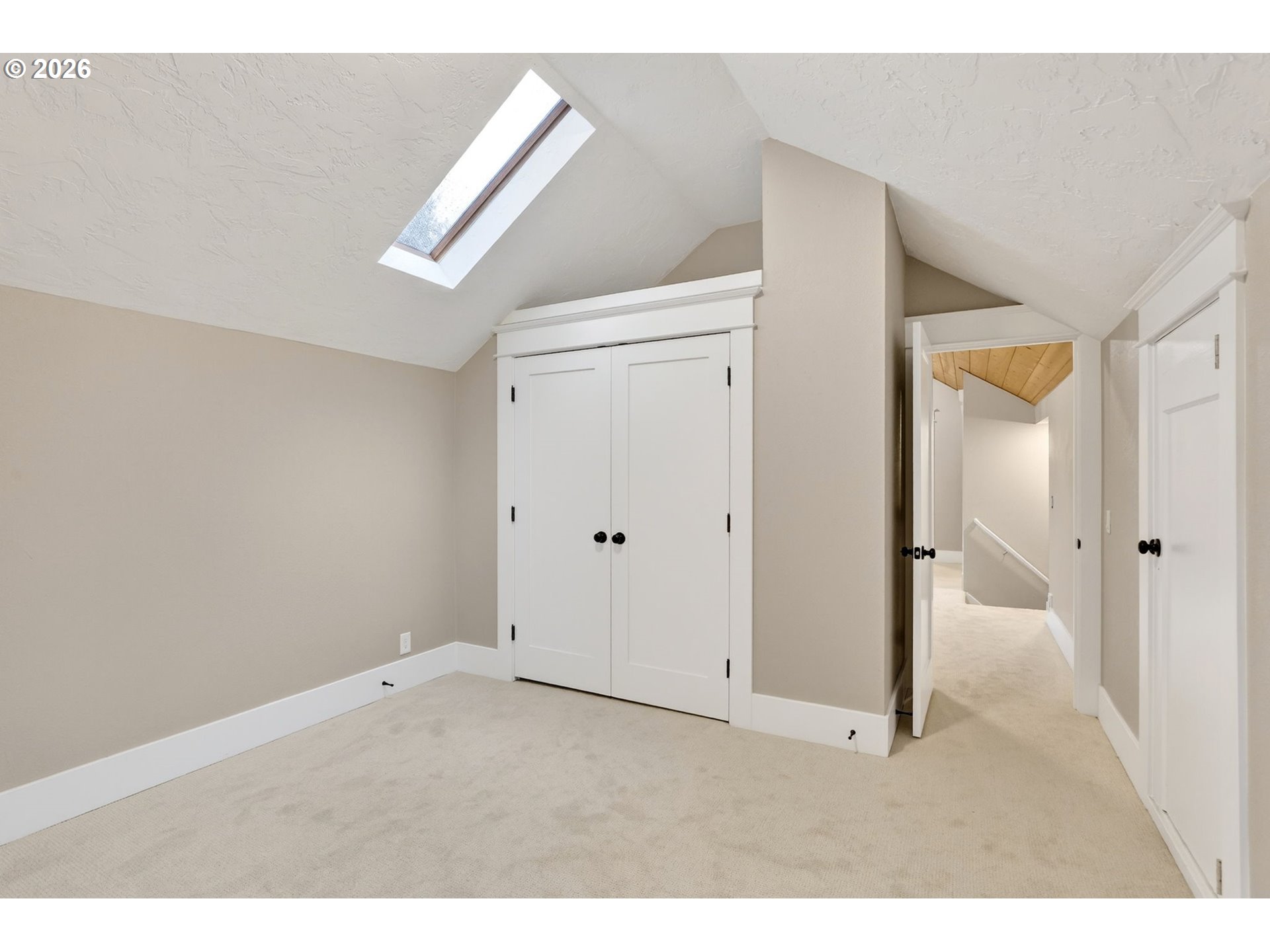 5465 Southwest Scholls Ferry Road Portland, OR 97225 - Photo 38 of 45