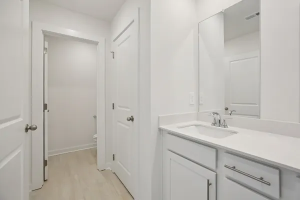 $340,800 | 7137 Cedarcrest Lane, Fairview, TN 37062