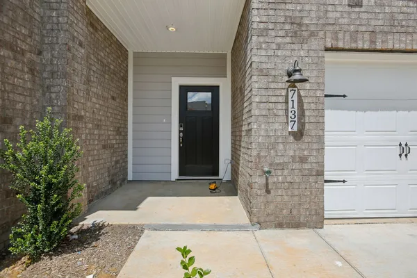 $340,800 | 7137 Cedarcrest Lane, Fairview, TN 37062