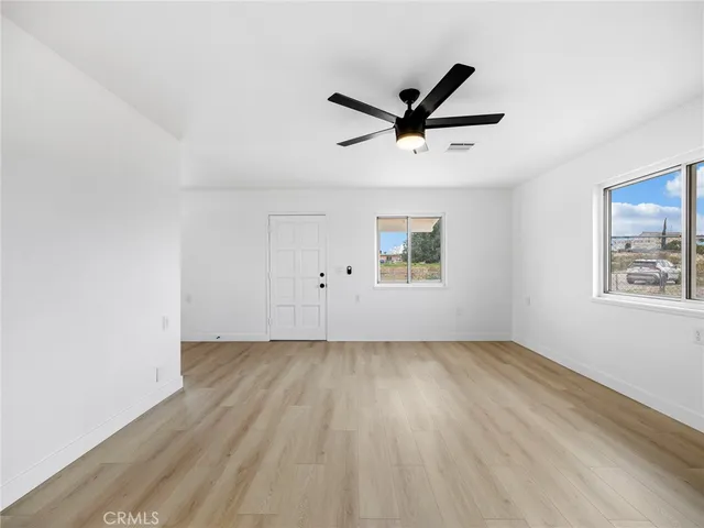 $319,900 | 16730 Batson Road, Victorville, CA 92395