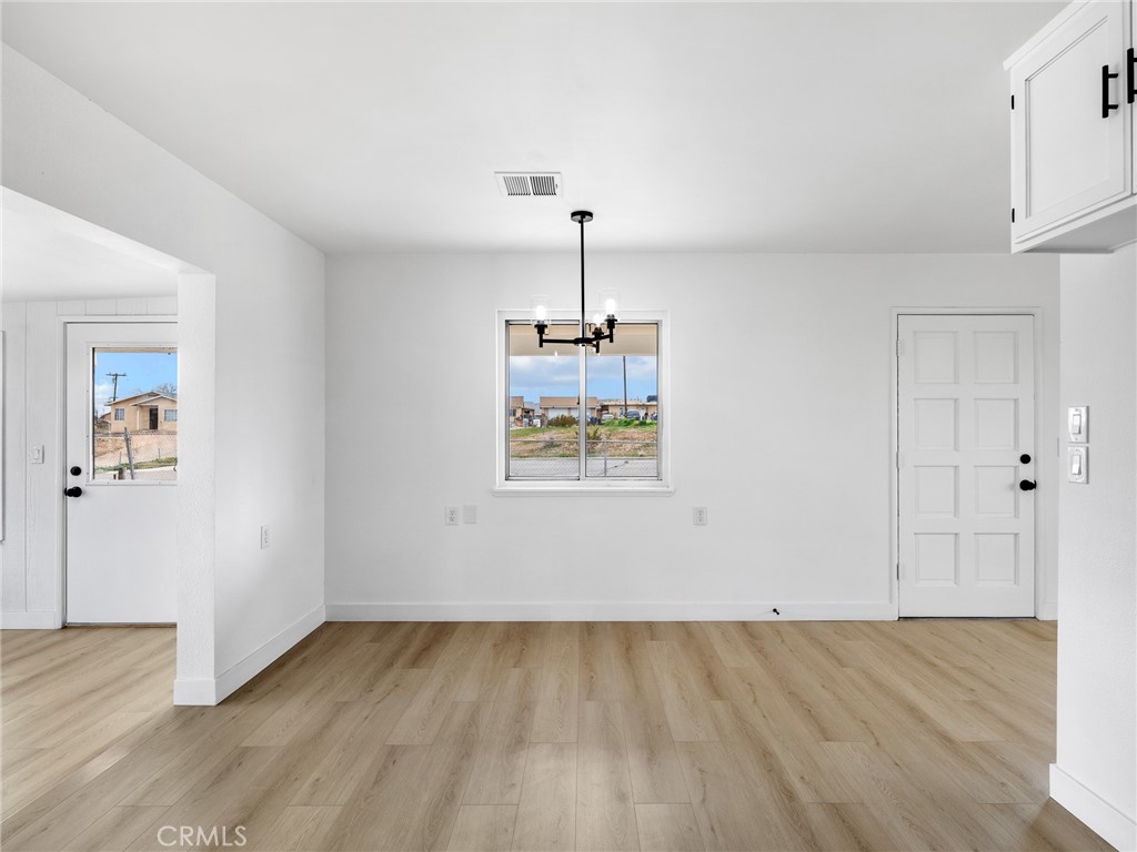 16730 Batson Road Victorville, CA 92395 - Photo 12 of 28