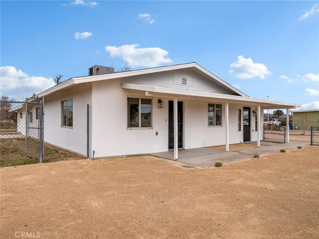 $319,900 | 16730 Batson Road, Victorville, CA 92395