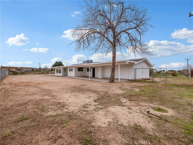 $319,900 | 16730 Batson Road, Victorville, CA 92395