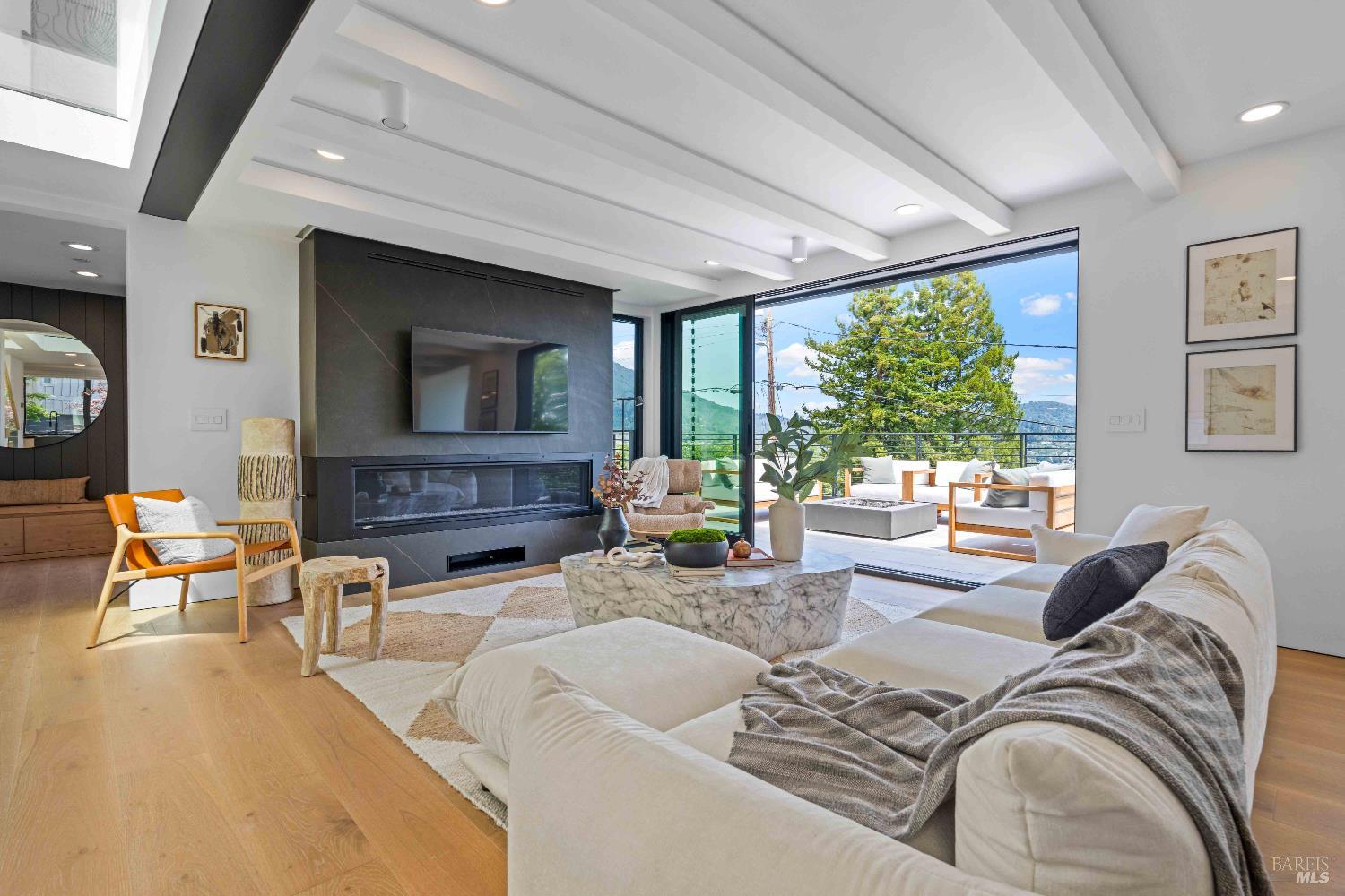 975 Greenhill Road Mill Valley, CA 94941 - Photo 2 of 53 a living room with furniture and a large window