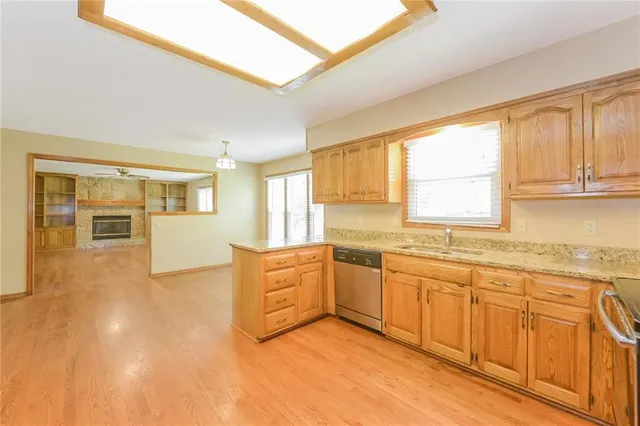 $2,680 | 11531 South Lennox Street, Olathe, KS 66061