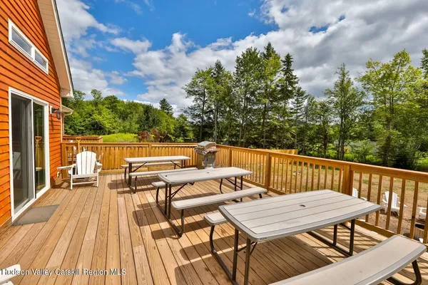 $1,700,000 | 6493 Highway 23A, Tannersville, NY 12485