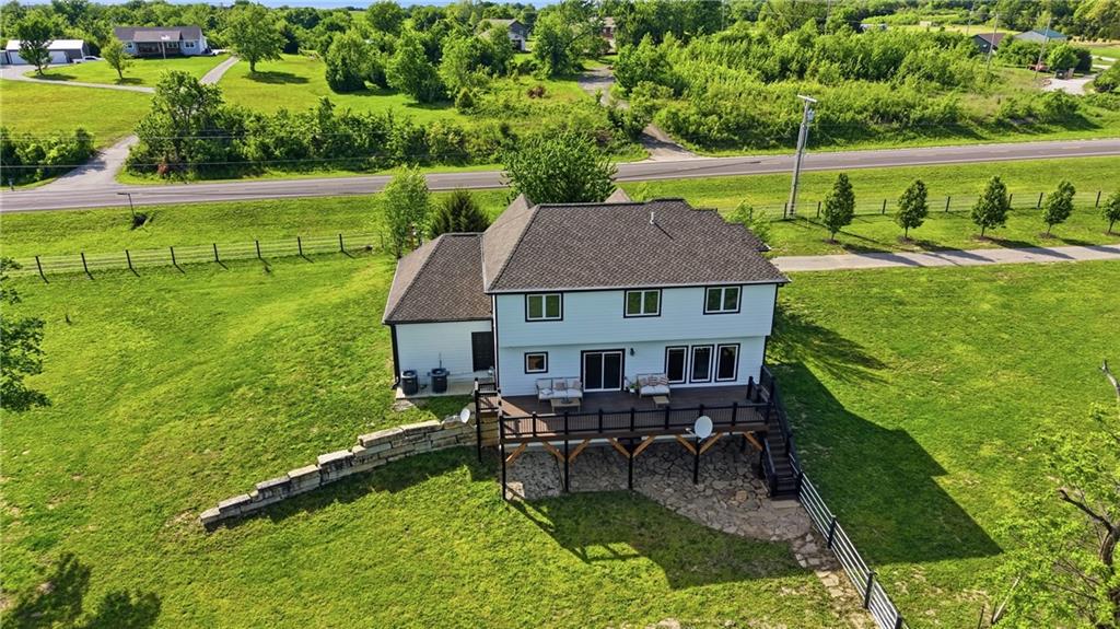 18411 Linwood Road Linwood, KS 66052 - Photo 4 of 57