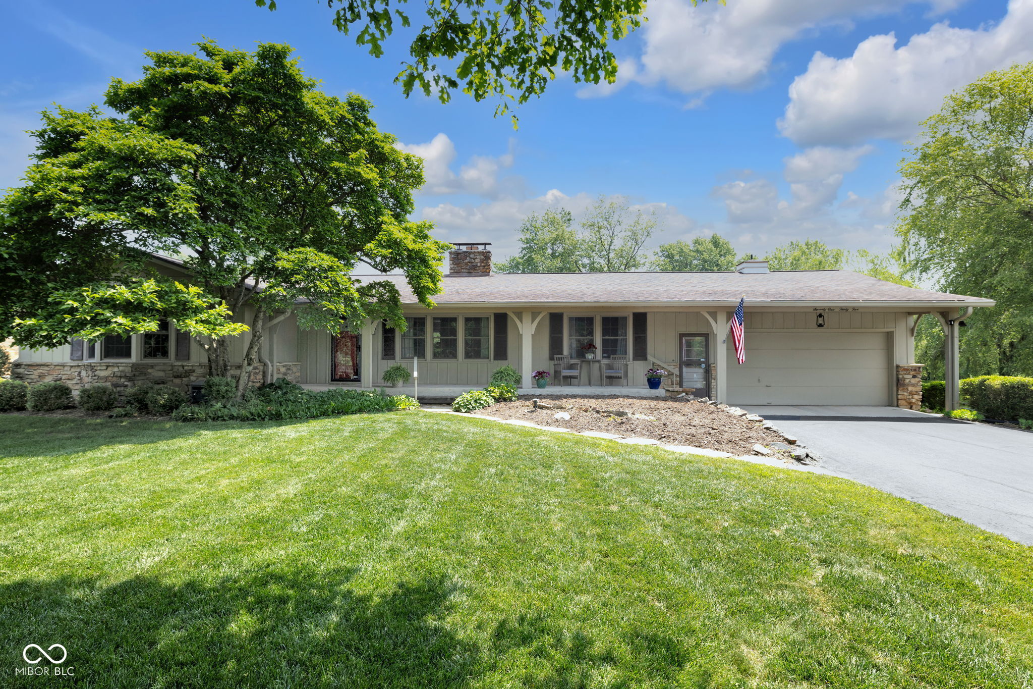 7135 Lantern Road Indianapolis, IN 46256 - Photo 1 of 53 Gallery Image 1