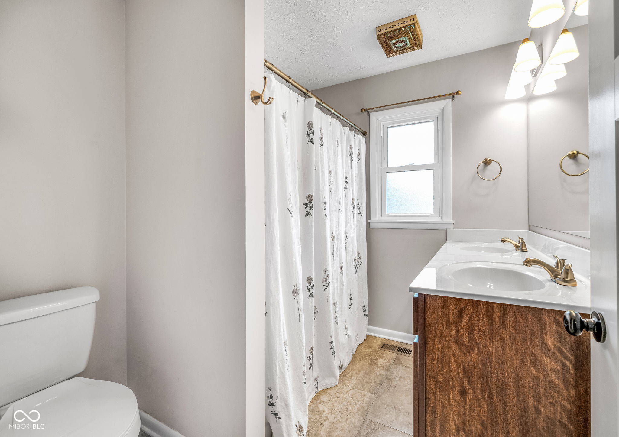 7135 Lantern Road Indianapolis, IN 46256 - Photo 28 of 53 Gallery Image 28