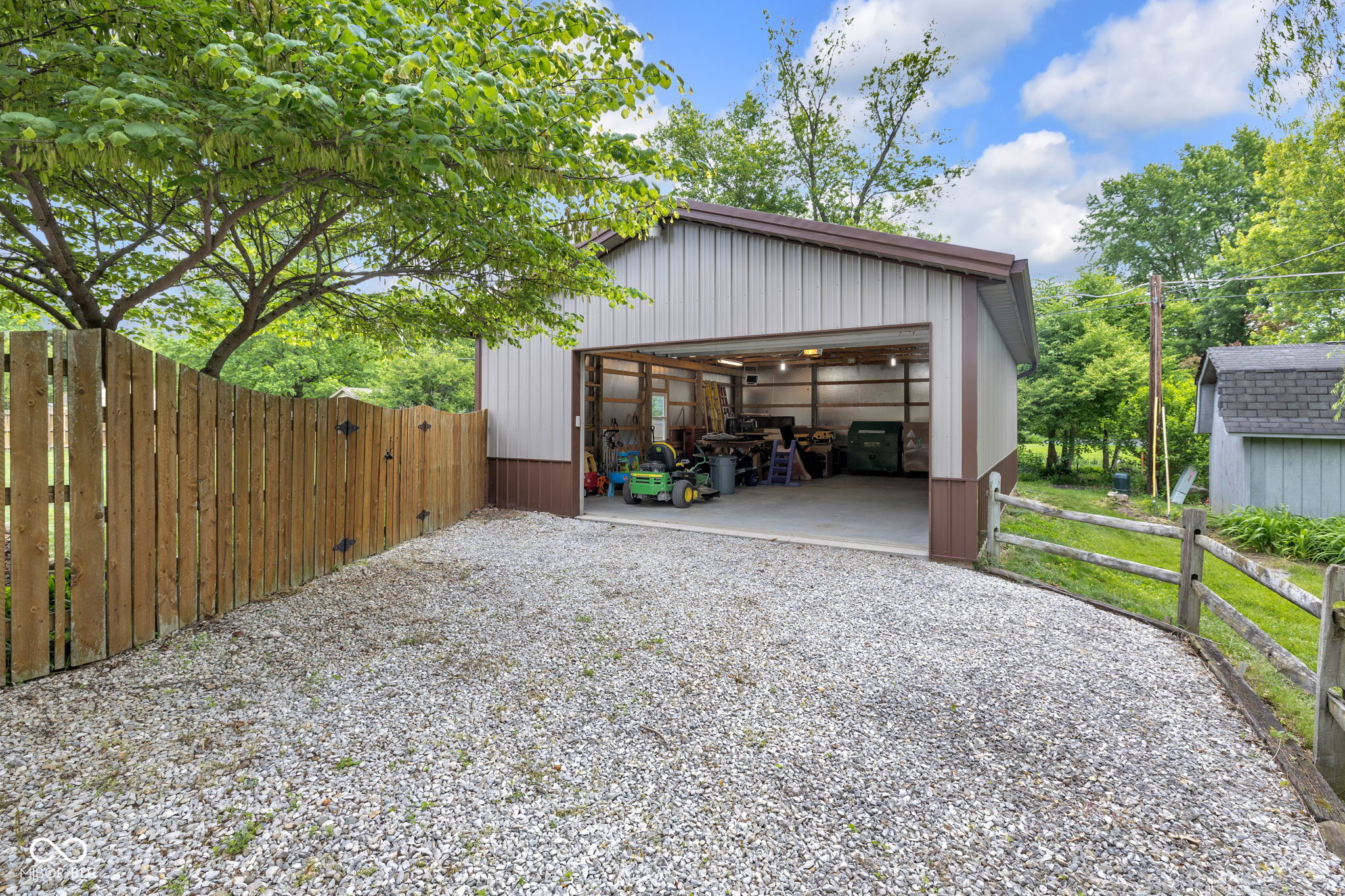 7135 Lantern Road Indianapolis, IN 46256 - Photo 3 of 53 Gallery Image 3
