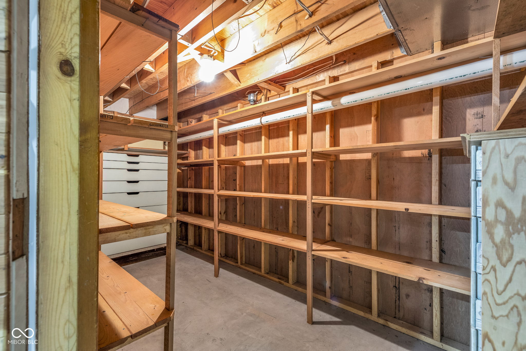 7135 Lantern Road Indianapolis, IN 46256 - Photo 35 of 53 Gallery Image 35