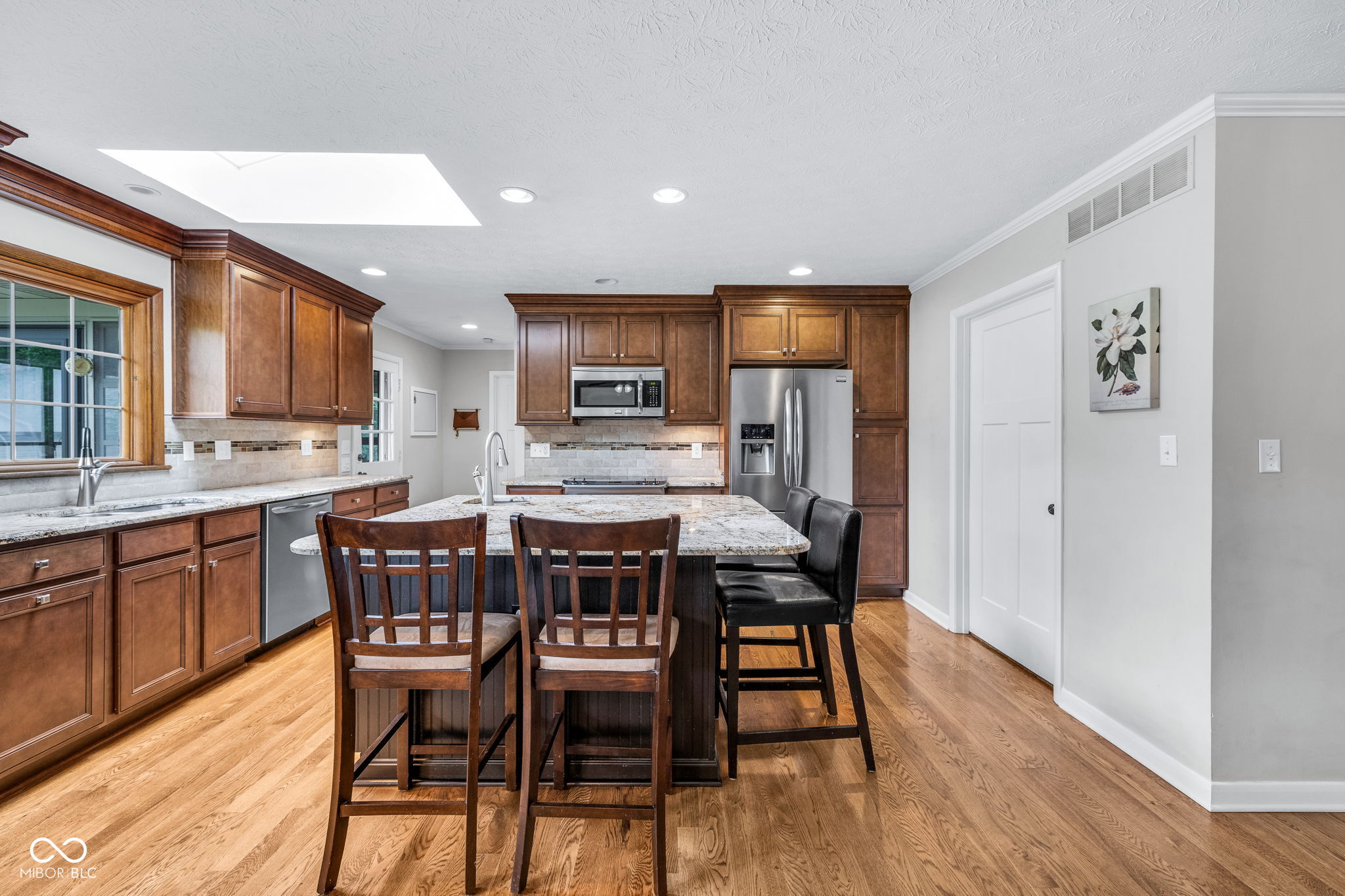 7135 Lantern Road Indianapolis, IN 46256 - Photo 9 of 53 Gallery Image 9
