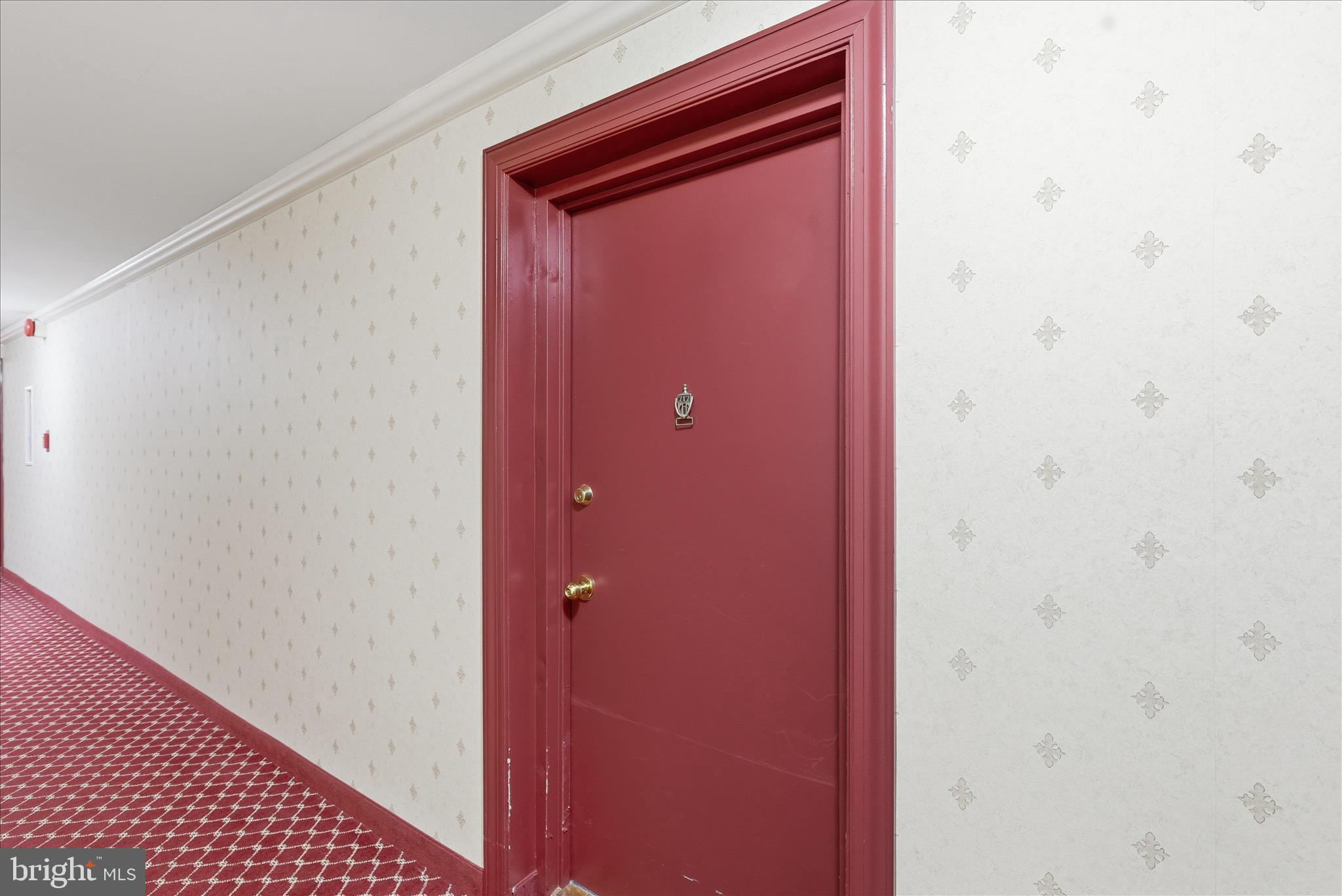 1200 South Arlington Ridge Road, Unit 717 Arlington, VA 22202 - Photo 12 of 24 a view of door