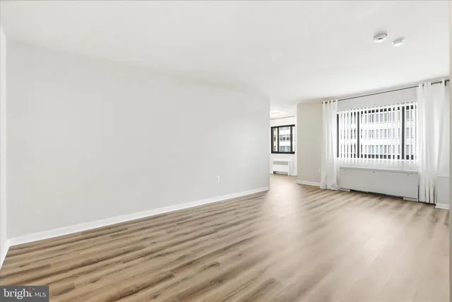 $1,700 | 1200 South Arlington Ridge Road, Unit 717, Arlington, VA 22202