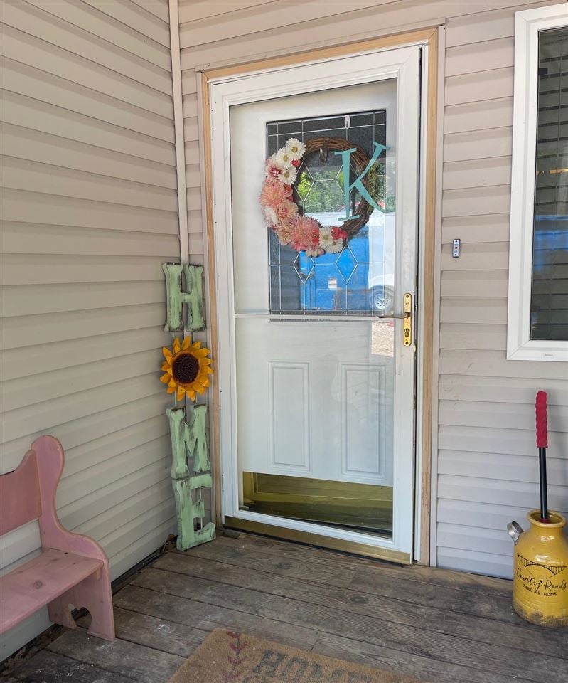 4625 Camp Branch Road Huntington, WV 25701 - Photo 3 of 20 Gallery Image 3