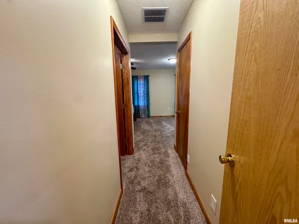 $150,000 | 216 South Hubbard Avenue, Goreville, IL 62939