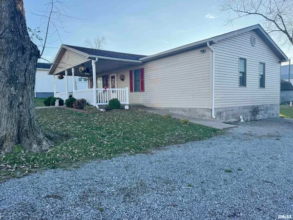 $150,000 | 216 South Hubbard Avenue, Goreville, IL 62939