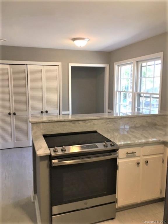 6412 Park Road Charlotte, NC 28210 - Photo 8 of 21 Gallery Image 8