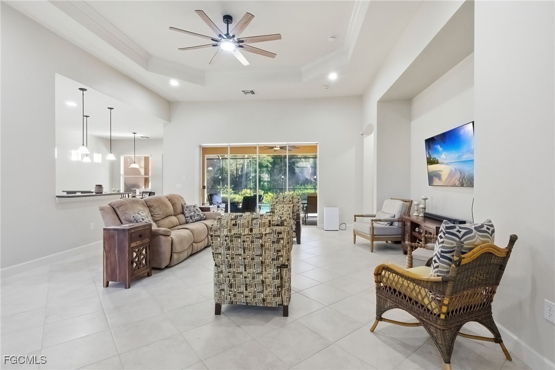 11225 Lithgow Lane Fort Myers, FL 33913 - Photo 3 of 45