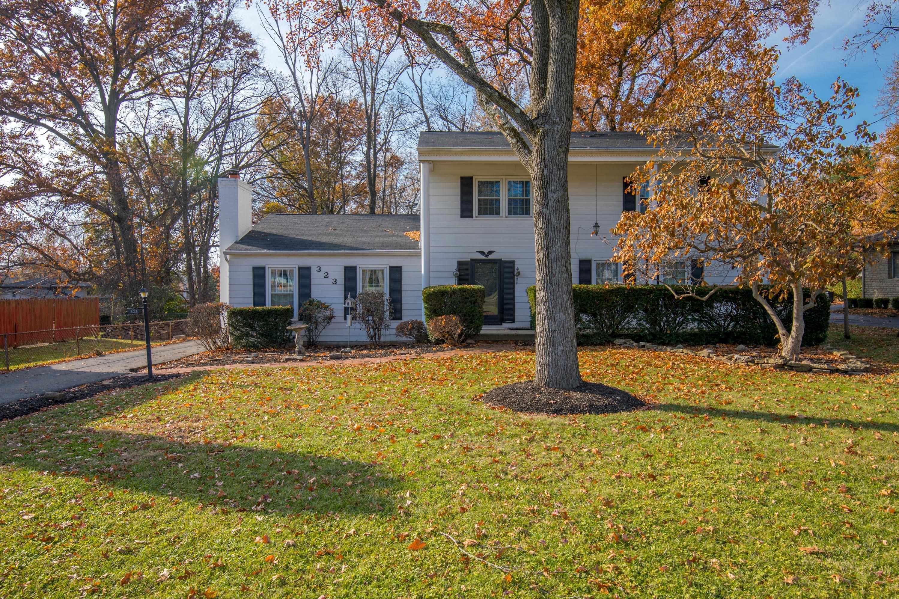 323 North Hamilton Road Columbus, OH 43230 - Photo 2 of 59