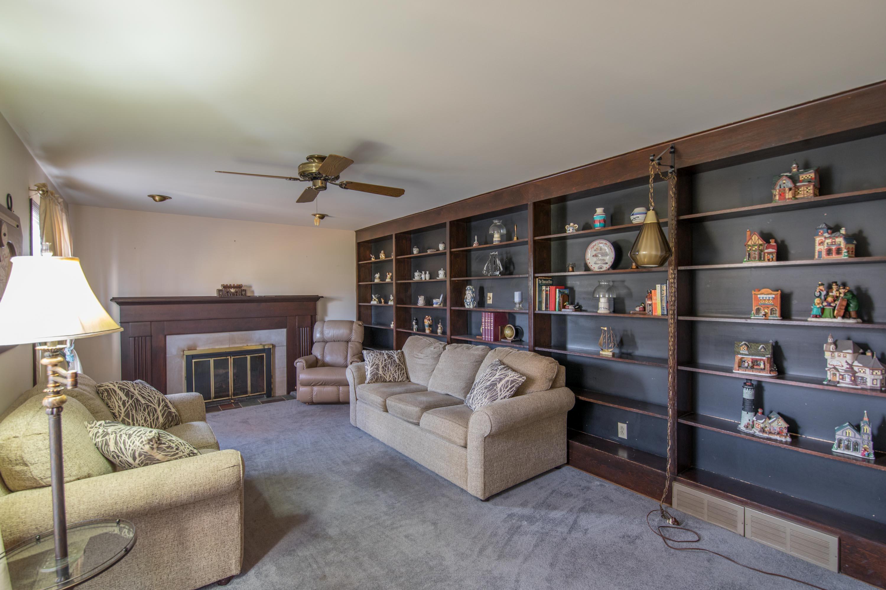 323 North Hamilton Road Columbus, OH 43230 - Photo 25 of 59
