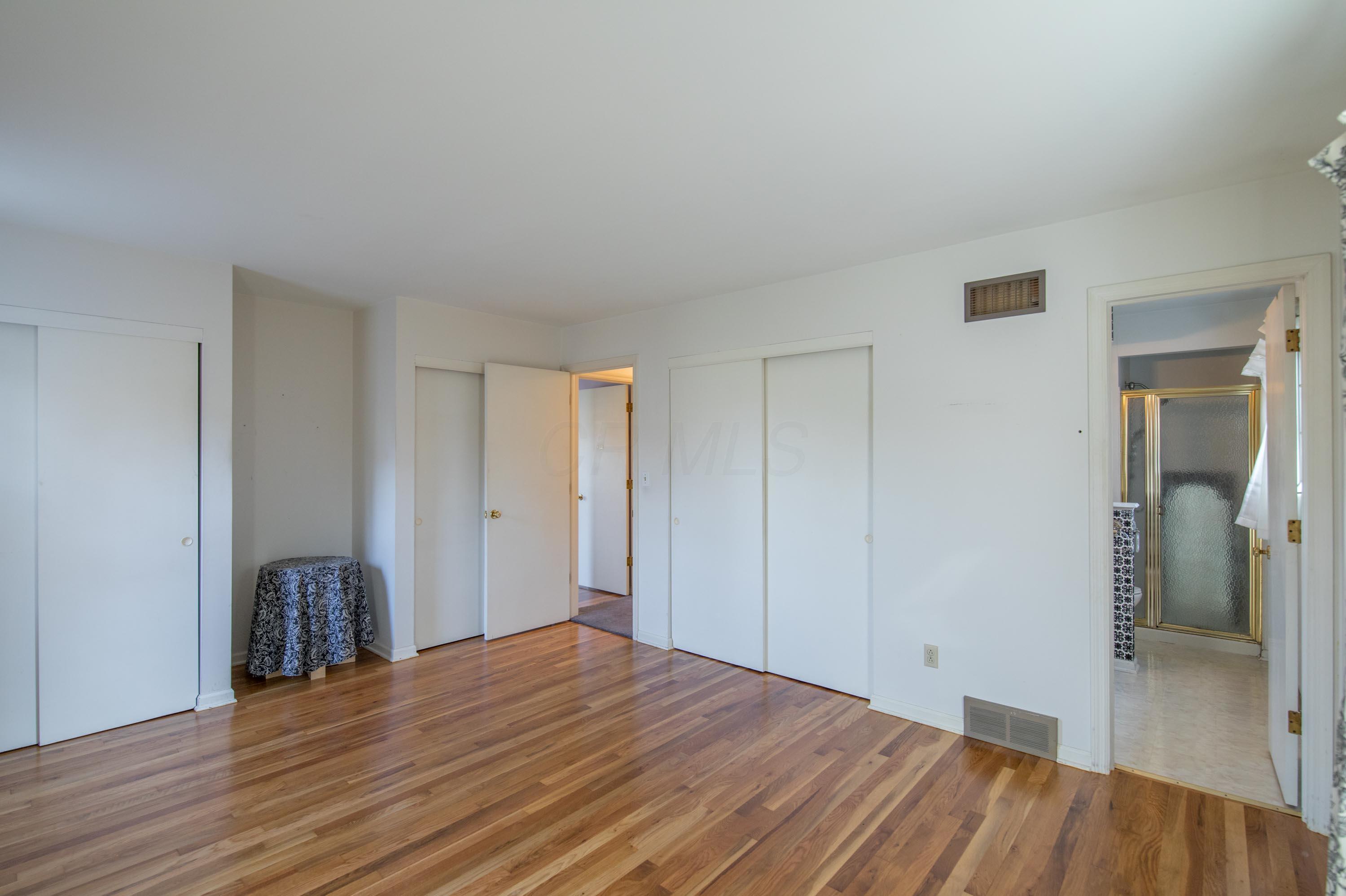 323 North Hamilton Road Columbus, OH 43230 - Photo 33 of 59