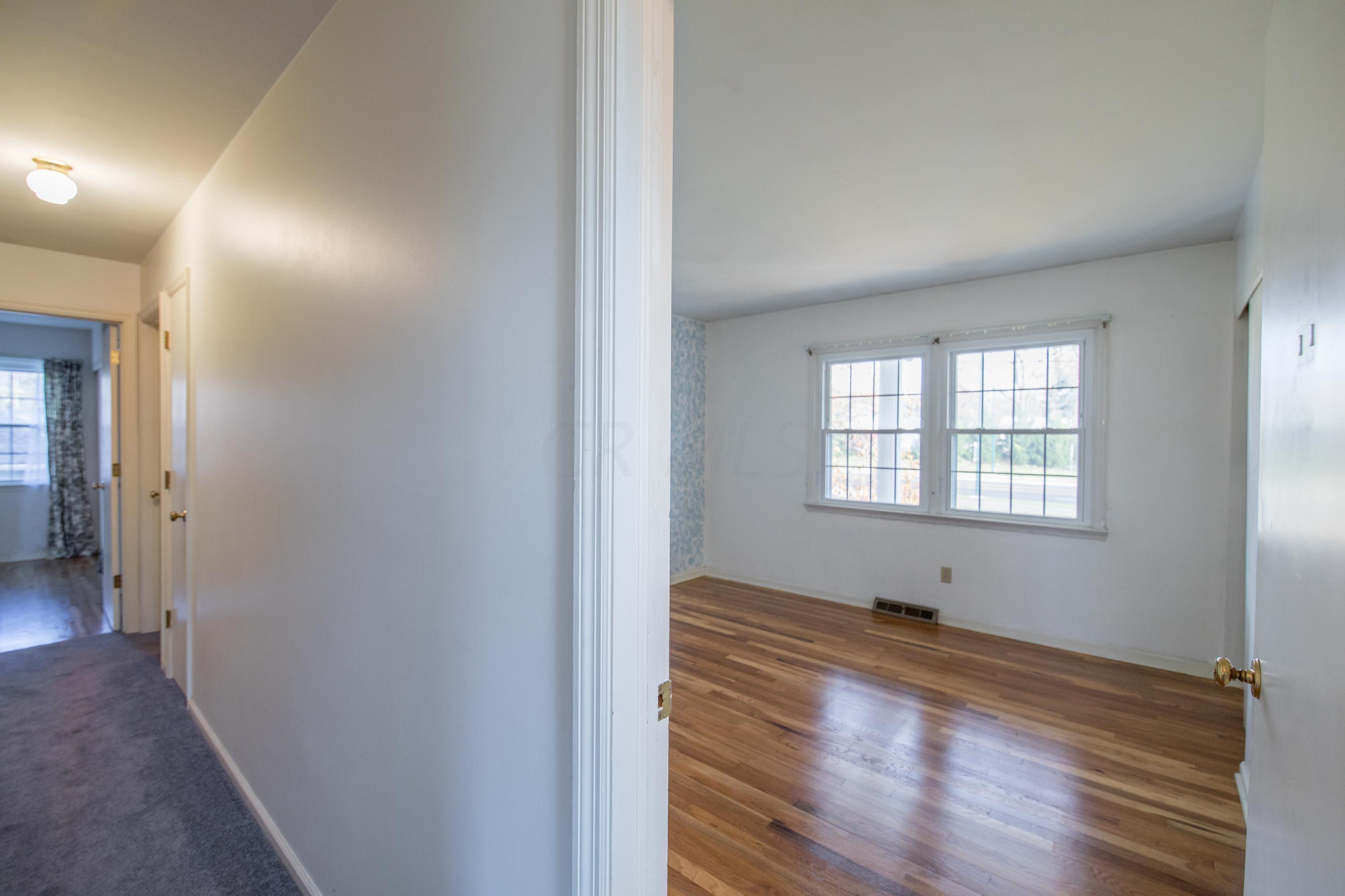 323 North Hamilton Road Columbus, OH 43230 - Photo 45 of 59