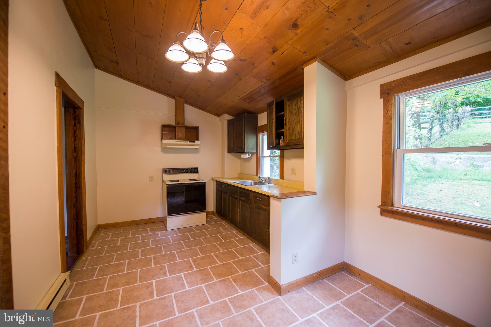 4702 Vera Cruz Road Emmaus, PA 18049 - Photo 7 of 15 Gallery Image 7