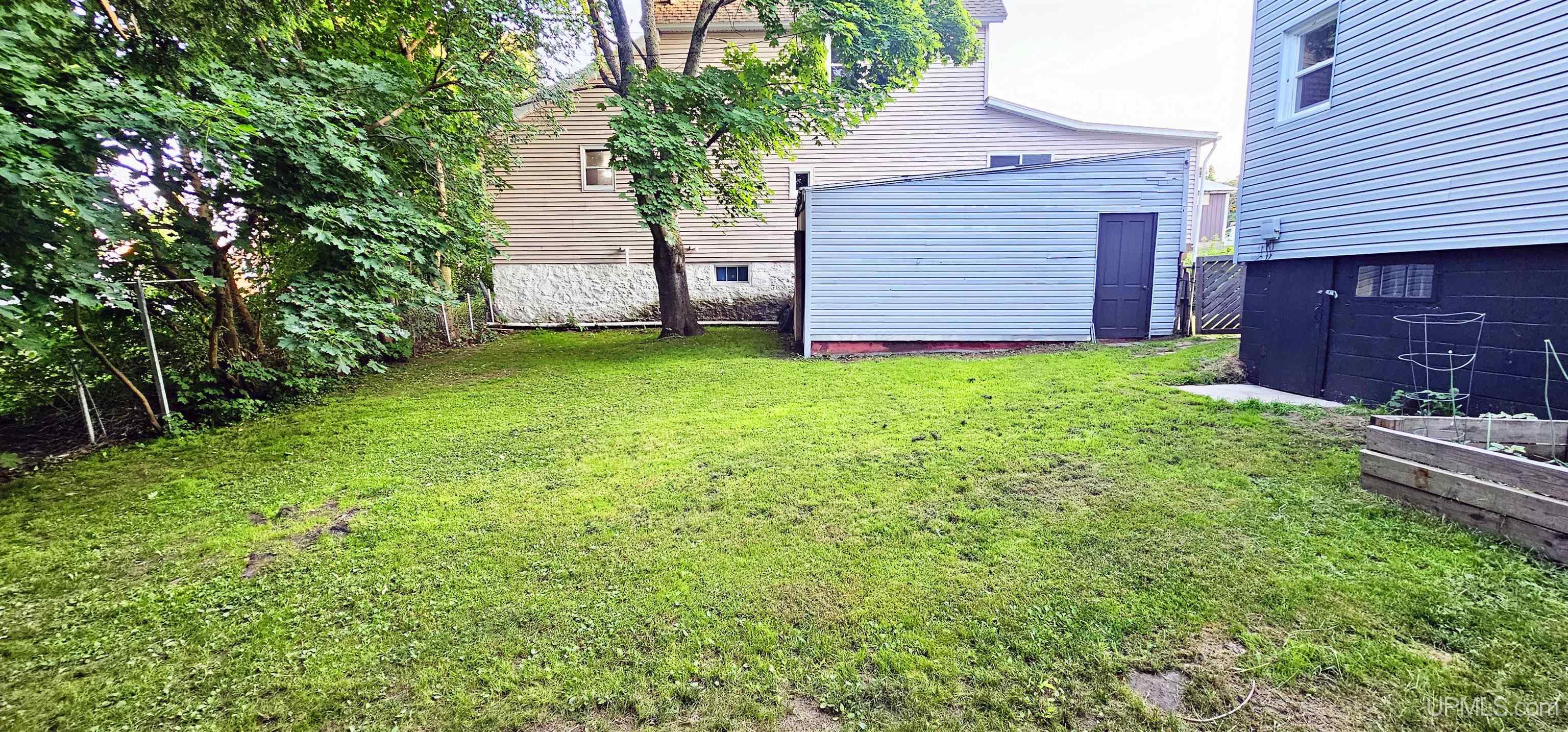 128 Pewabic Street Calumet, MI 49913 - Photo 58 of 62
