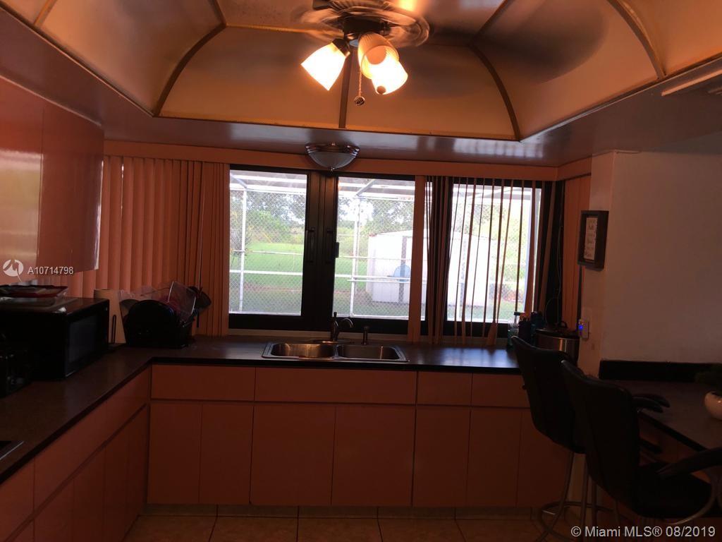 3801 East Shore Road Miramar, FL 33023 - Photo 11 of 20