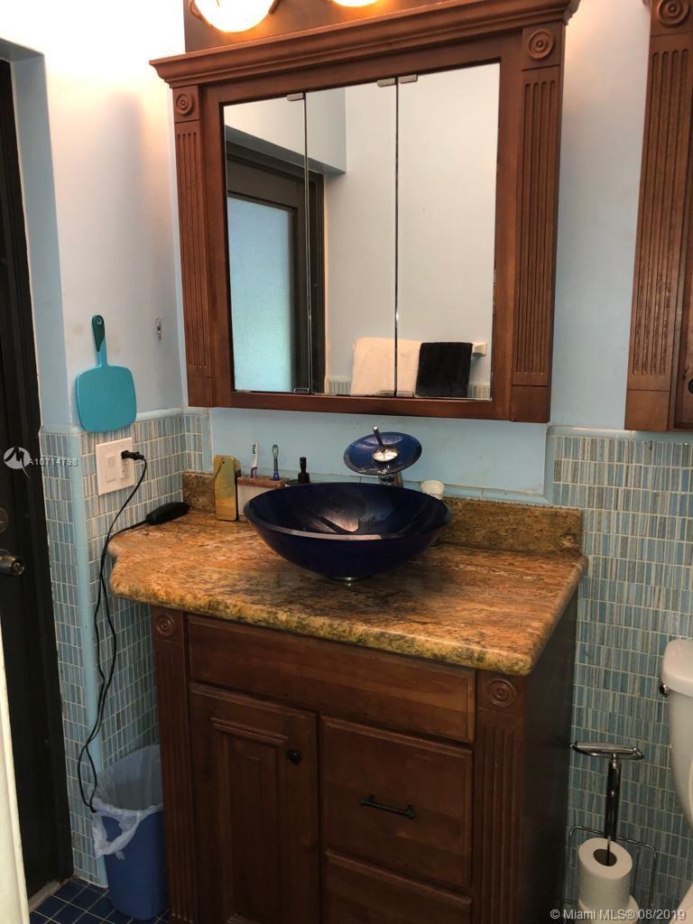 3801 East Shore Road Miramar, FL 33023 - Photo 14 of 20