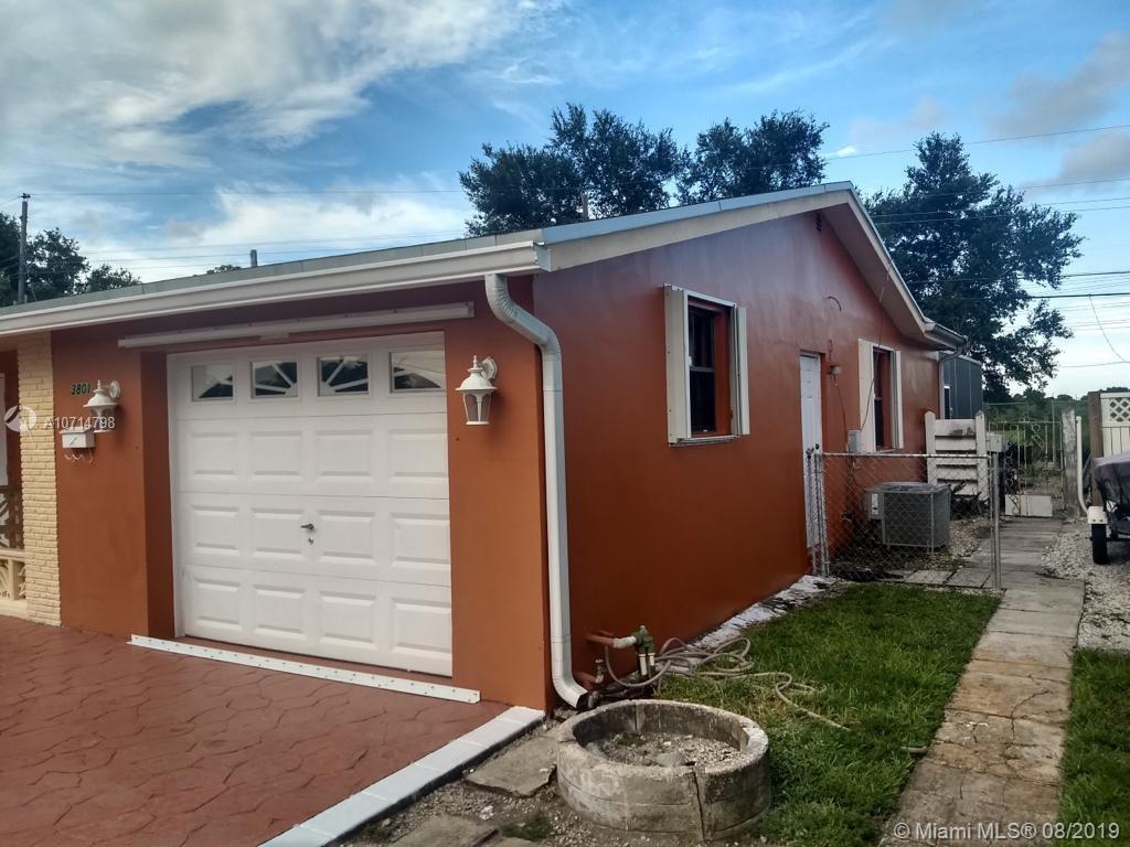 3801 East Shore Road Miramar, FL 33023 - Photo 3 of 20
