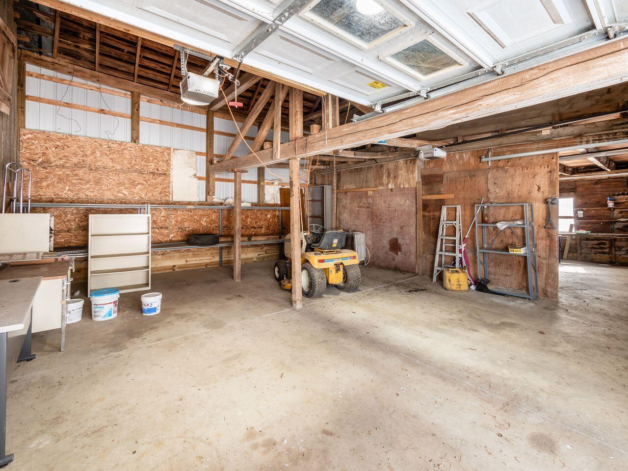 7106 Columbus Road Mount Vernon, OH 43050 - Photo 4 of 36
