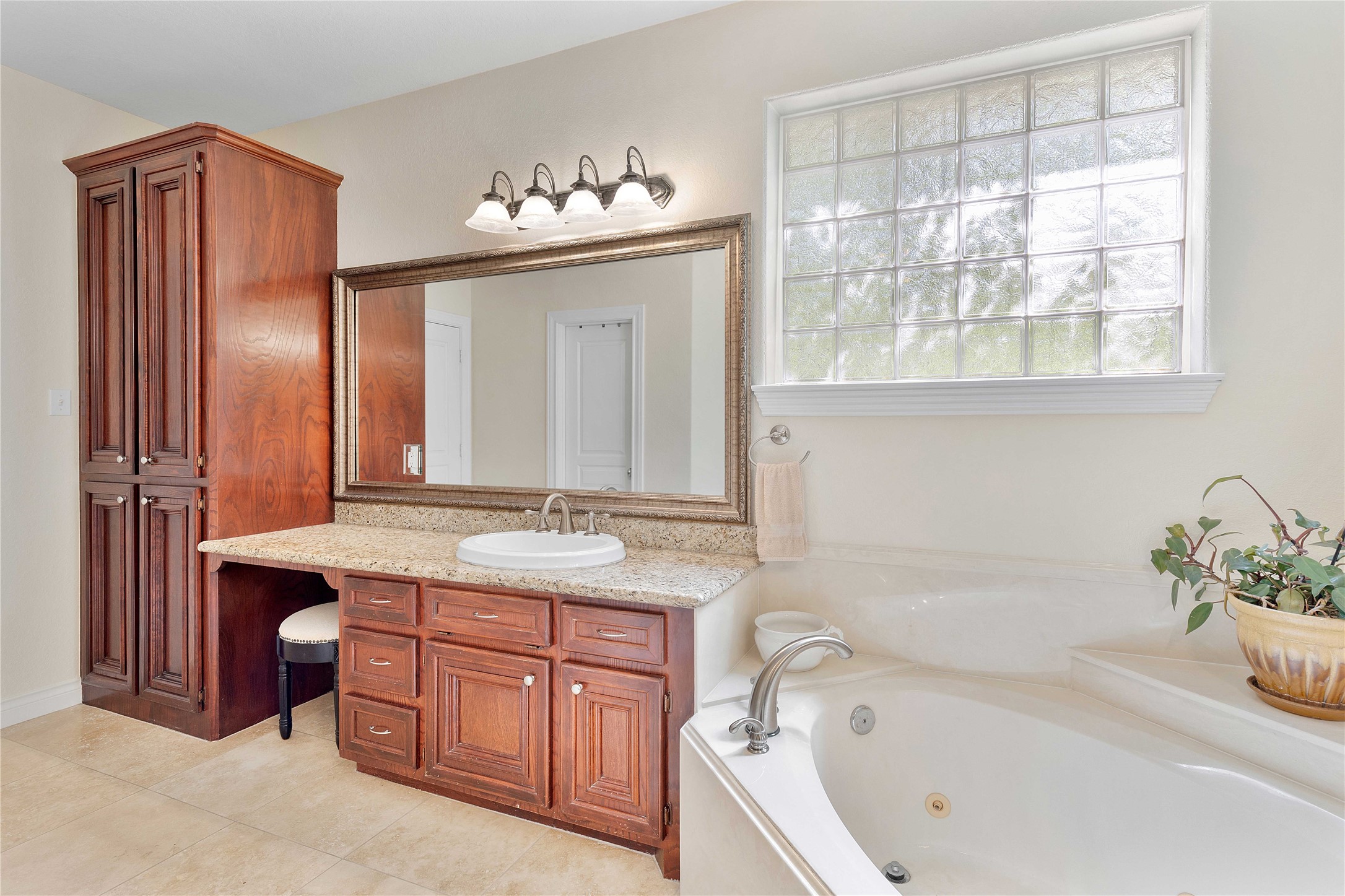 2974 Hargraves Road Huffman, TX 77336 - Photo 23 of 50