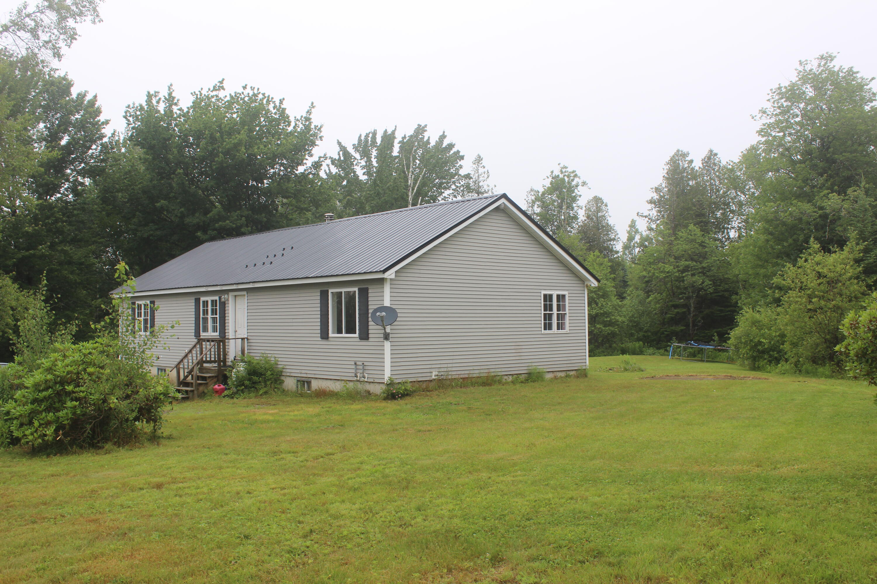 228 Wilcox Road Lubec, ME 04652 - Photo 3 of 38 IMG_4202
