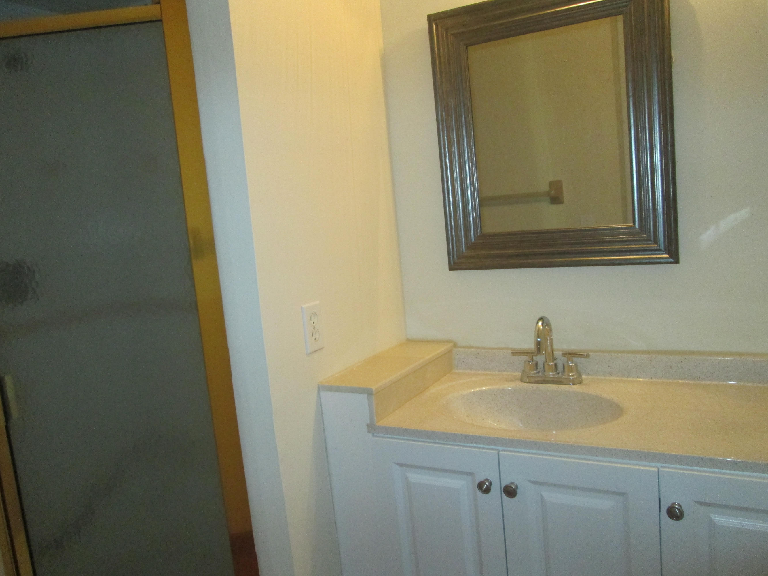 150 Pineview Road, Unit D2 Jupiter, FL 33469 - Photo 14 of 19 IMG_4621