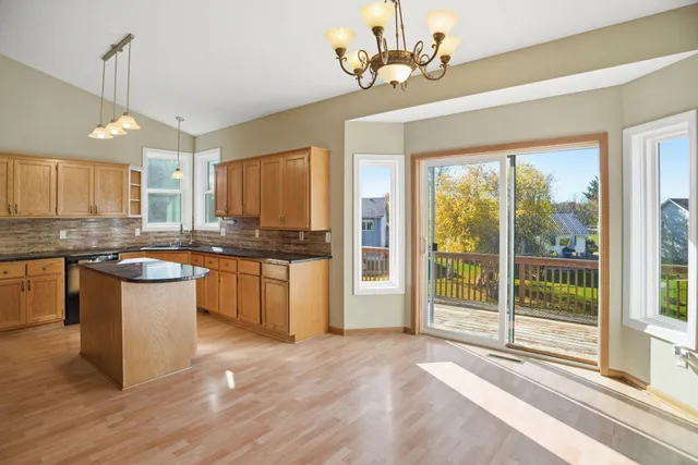 $540,000 | 10248 Washington Court Northeast, Blaine, MN 55434