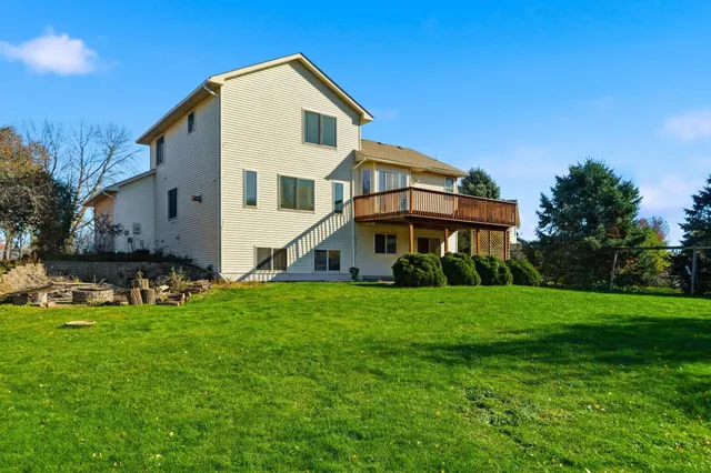 $540,000 | 10248 Washington Court Northeast, Blaine, MN 55434