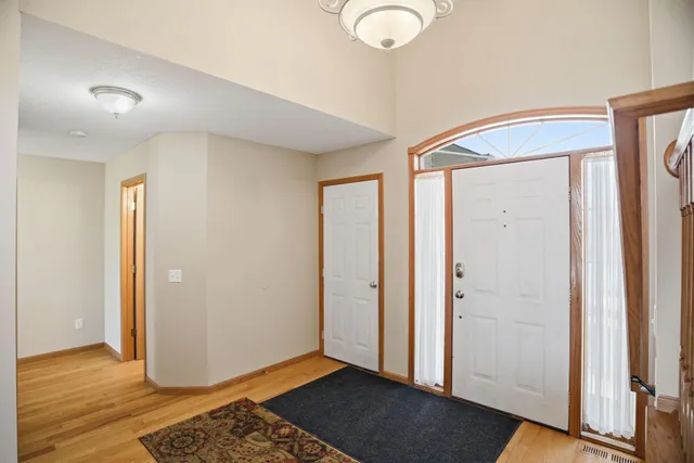 $540,000 | 10248 Washington Court Northeast, Blaine, MN 55434